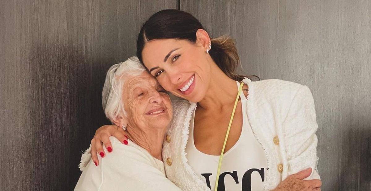 Bella Falconi usa as redes sociais para pedir orações por sua avó
