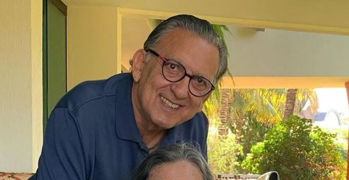 Galvão Bueno curte o final de semana em Miami ao lado de amigos: ”Especial”