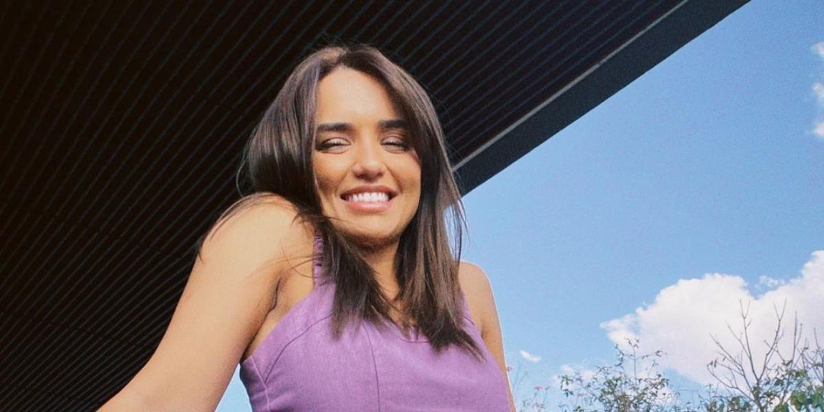 Poderosa! Rafa Kalimann exibe cliques quentes com sutiã transparente e conquista web: ”Deusa”