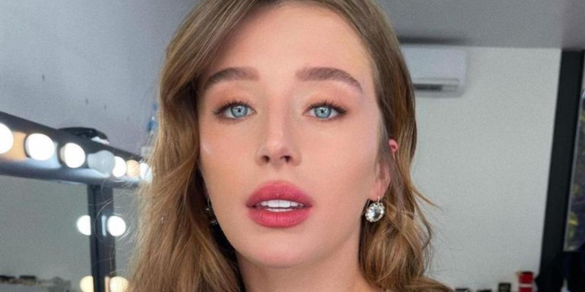 Repleta de estilo, Duda Reis deixa web apaixonada ao exibir beleza em clique no espelho: ”Fadinha”