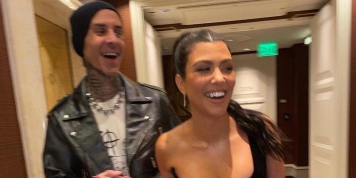 Travis Barker supera trauma com apoio da namorada, Kourtney Kardashian: ”Nada é impossível”