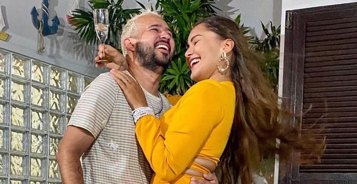 Bráulio Bessa relembra início de namoro e presta linda homenagem de aniversário para esposa