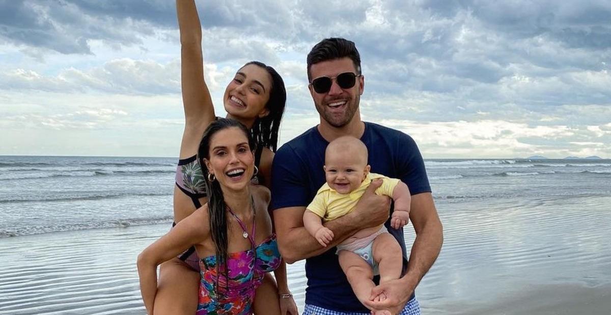 Flávia Viana publica registros perfeitos em família e dispara: ”Blindados por Deus”