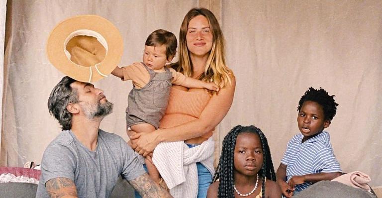 Giovanna Ewbank combina look com a família e beleza impressiona: ”Perfeição”
