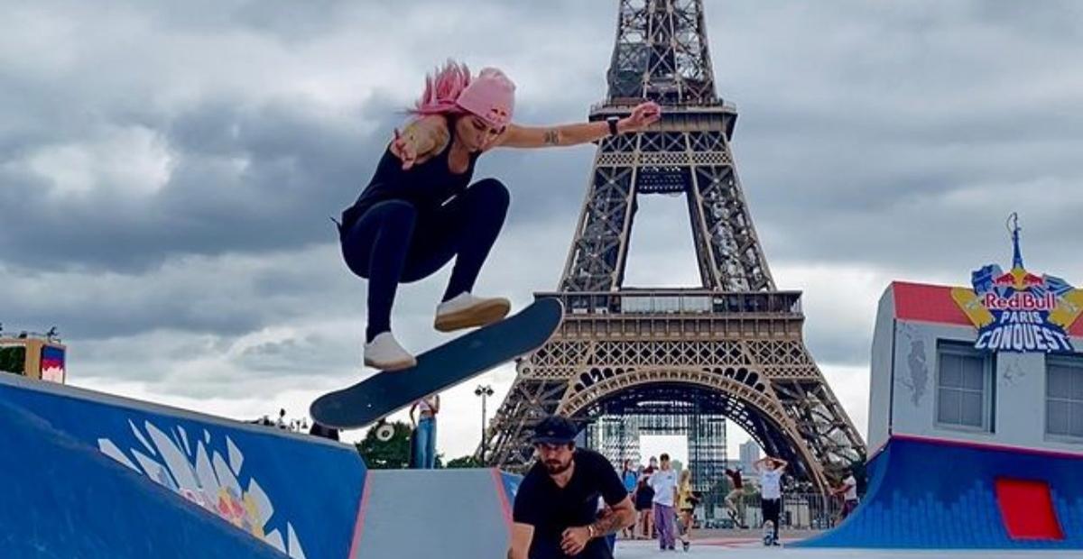 Letícia Bufoni vence torneio internacional de skate street e comemora: ”Incrível”
