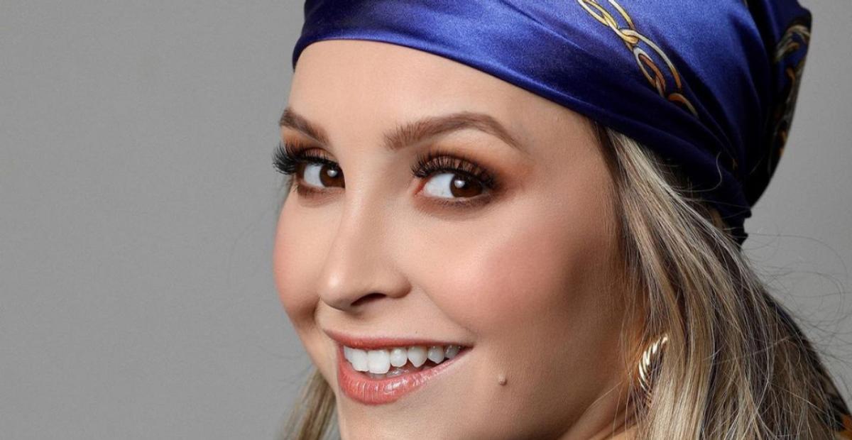 Carla Diaz desabafa após encarar ‘perrengue chique’ no Egito: ”Deitar em 40 graus do deserto”