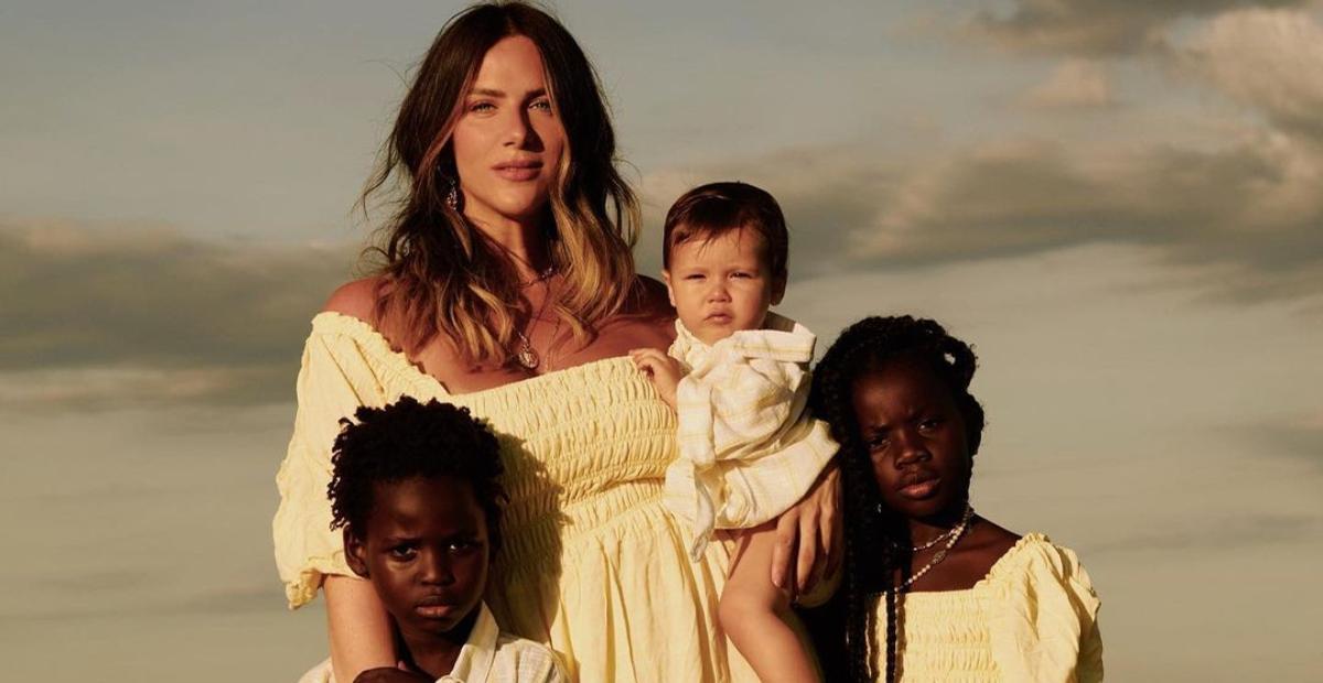Giovanna Ewbank compartilha linda declaração para os filhos: ”Anjos da minha vida”