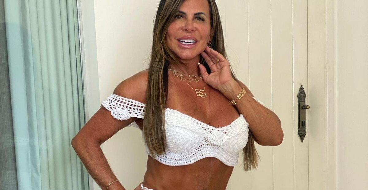 Em foto do passado, Gretchen surge de biquíni e impressiona: ”12 anos atrás!”