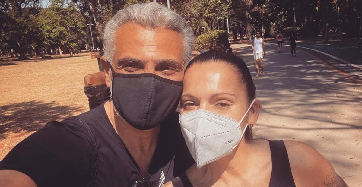 Tarcísio Filho corre no Parque Ibirapuera na companhia da esposa: ”Amor faz bem e cura”