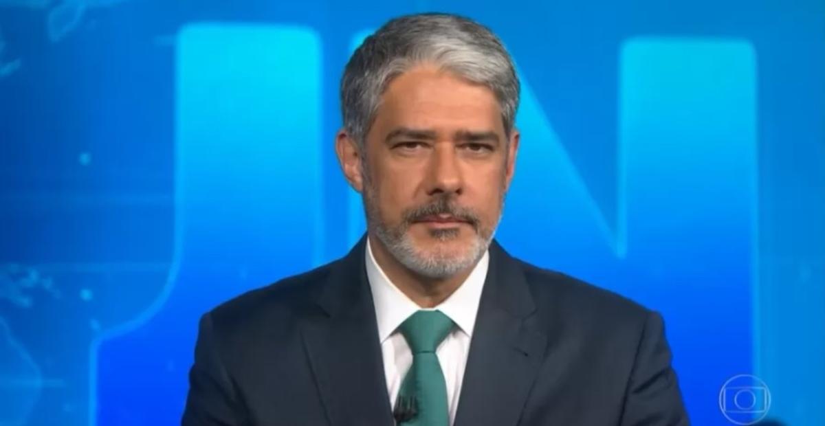William Bonner renova contrato com a Globo para ganhar salário absurdo; Saiba quanto!
