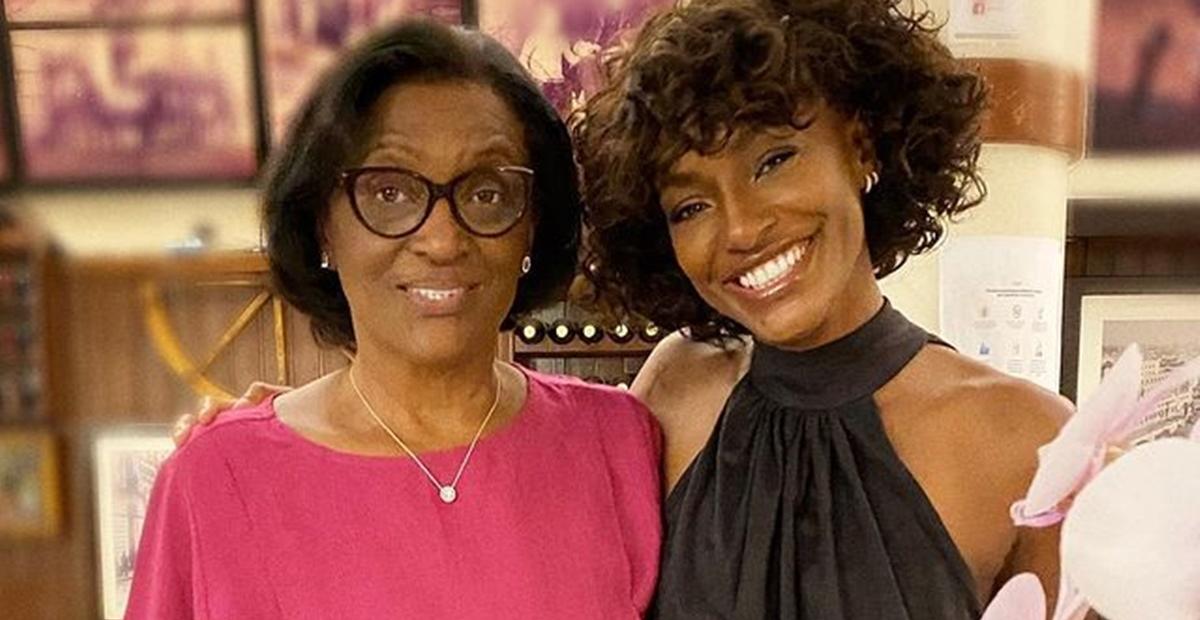 Patricia Dejesus celebra 70 anos da mãe, Dona Ana: ”Minha musa”