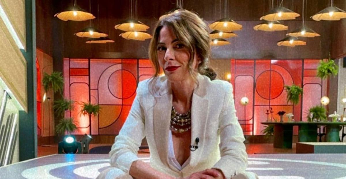 Com fim das gravações do Master Chef, Ana Paula Padrão surge com chefs e jurados nos bastidores