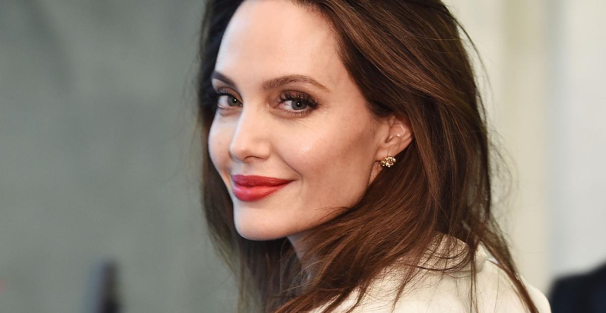 Angelina Jolie bate recorde mundial de seguidores em conta para apoiar cidadãos do Afeganistão