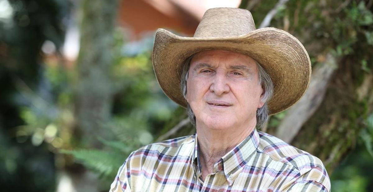 Sérgio Reis desabafa após ataques na internet: ”Eu errei e quero pedir desculpas”