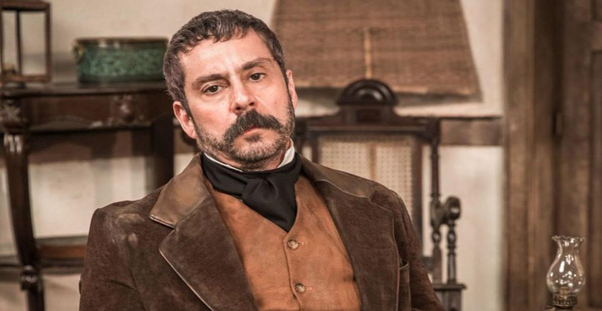 Alexandre Nero desabafa sobre gravar novela durante pandemia: ”Sofrimento!”
