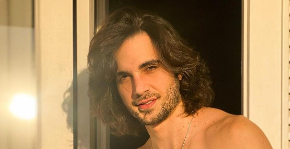 Fiuk recebe vacina contra a covid-19 e comenta medo de agulha: ”Não desmaiei”