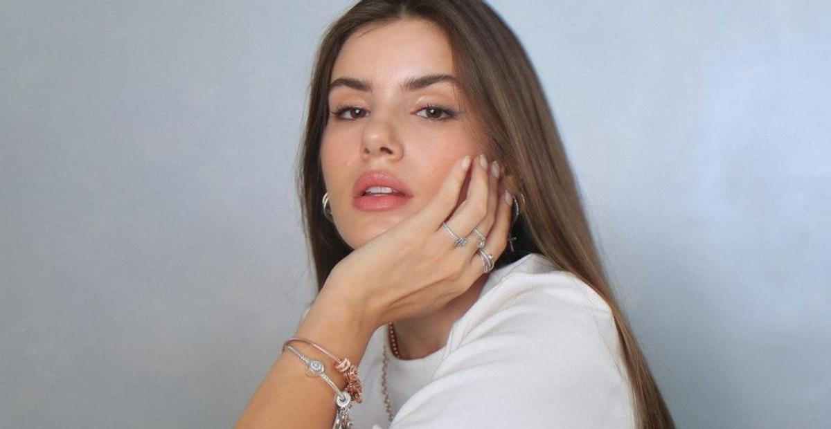 Camila Queiroz celebra reprise de ‘Verdades Secretas’: ”O que me trouxe até aqui”