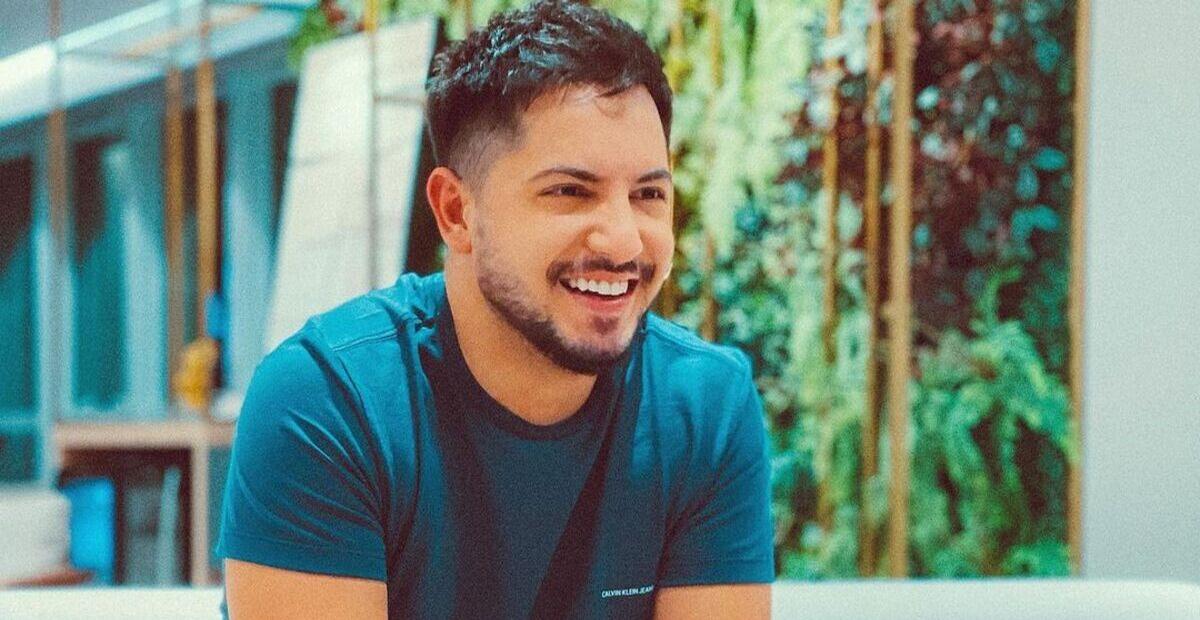 Thiago Bertoldo revela bastidores do ‘Power Couple’: ”Tem um toque de recolher”