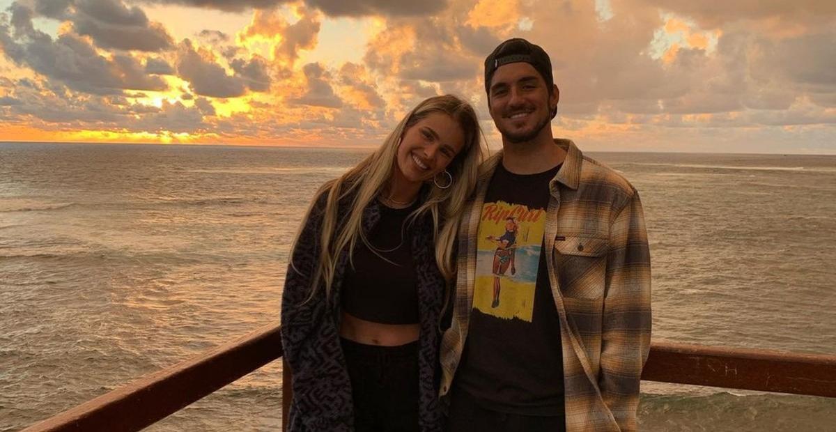 Medina e Yasmin Brunet surgem em clima de romance em cliques na Califórnia
