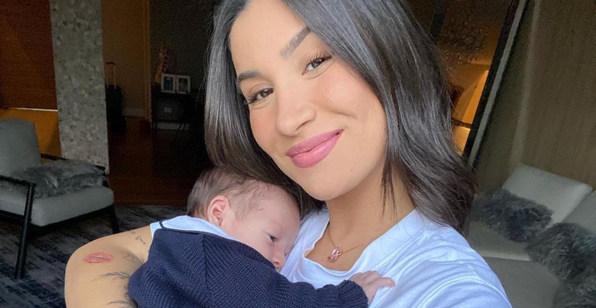 Bianca Andrade compartilha registros perfeitos com Cris para desejar bom dia aos seguidores