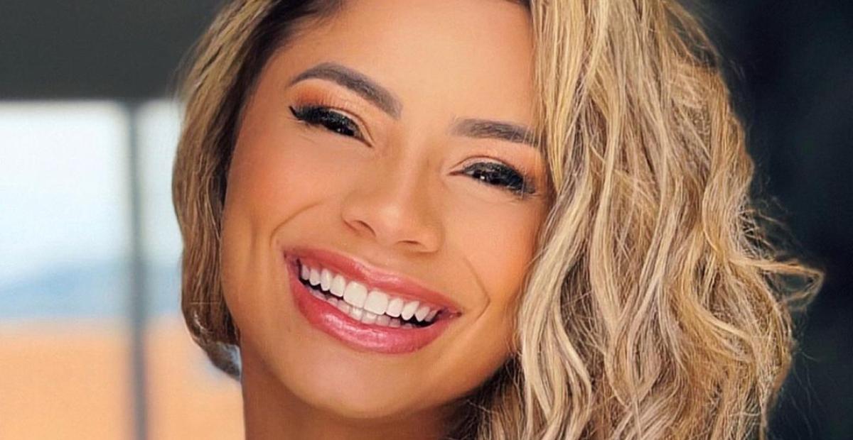 Lexa samba muito durante ensaio para o Carnaval 2022: ”Uma mulher sendo feliz!”
