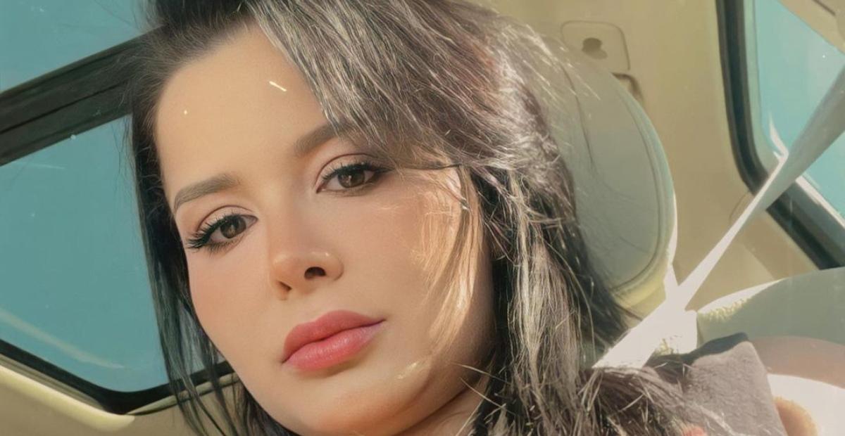 De top, Maraisa pega pesado em dia de treino e rouba a cena com abdômen trincado: ”Que corpinho”
