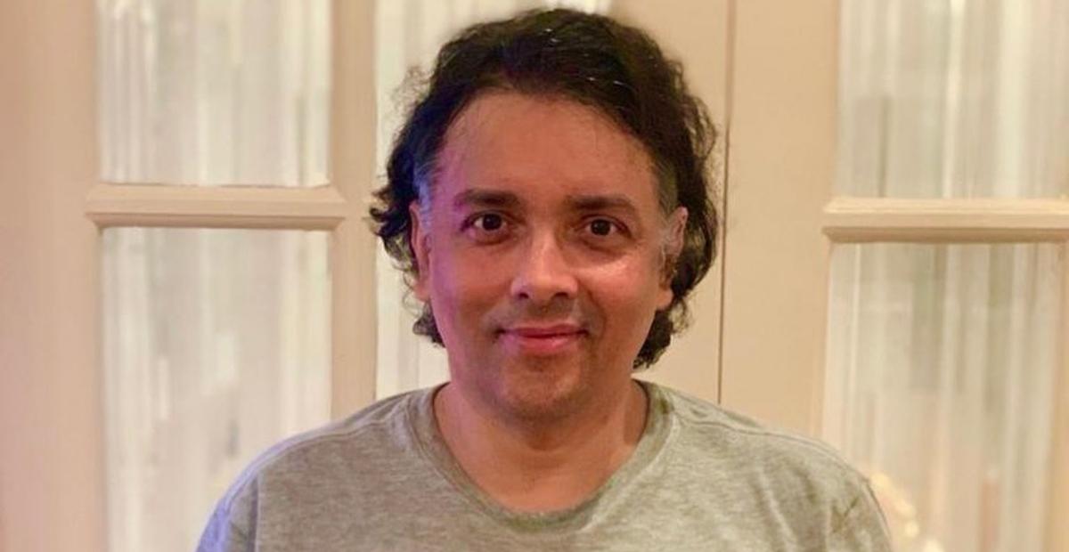 Rodrigo Fagundes posta foto com parte do elenco de ‘Pega Pega’: ”Amo vocês”