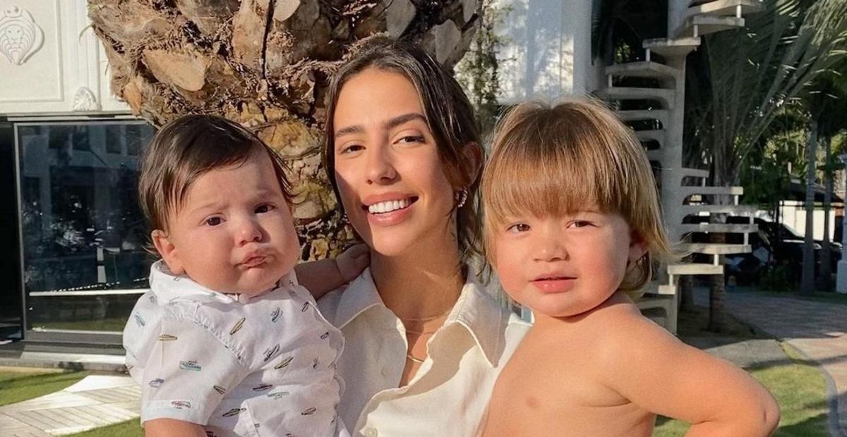 Gabi Brandt surge esmagando os filhos em vídeo perfeito e encanta a web