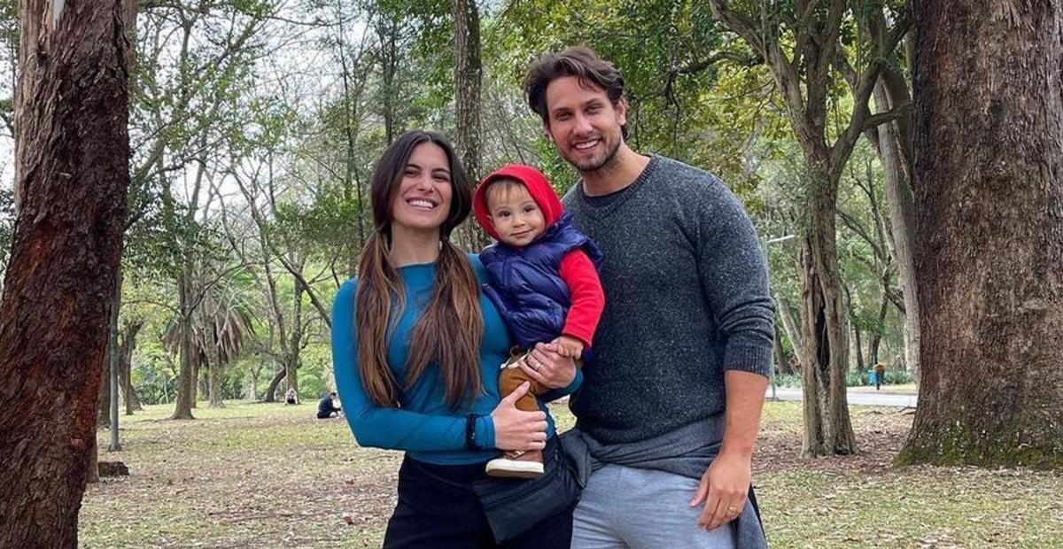 Kamilla Salgado e Elieser celebram muito ao mostrar Bento dando seus primeiros passos