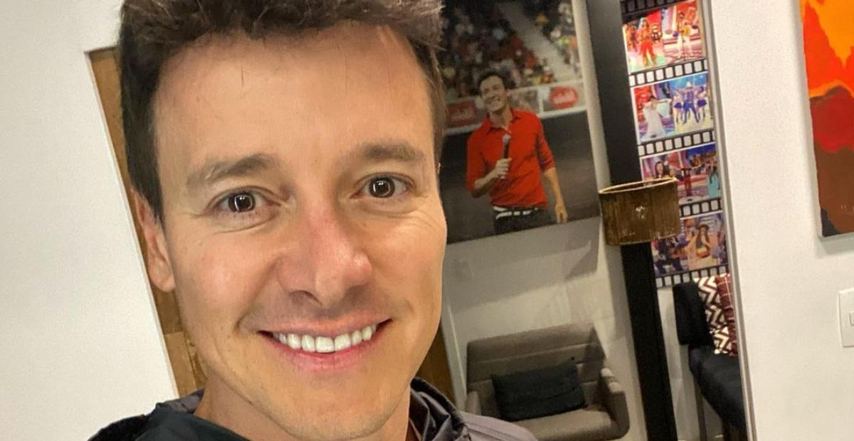 Aos 47 anos, Rodrigo Faro deixa fãs babando ao exibir seu abdômen trincado: ”Gato!”