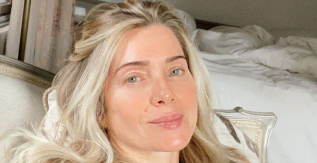 Isolada em hotel, Letícia Spiller dá jeito de tomar sol e esbanja beleza