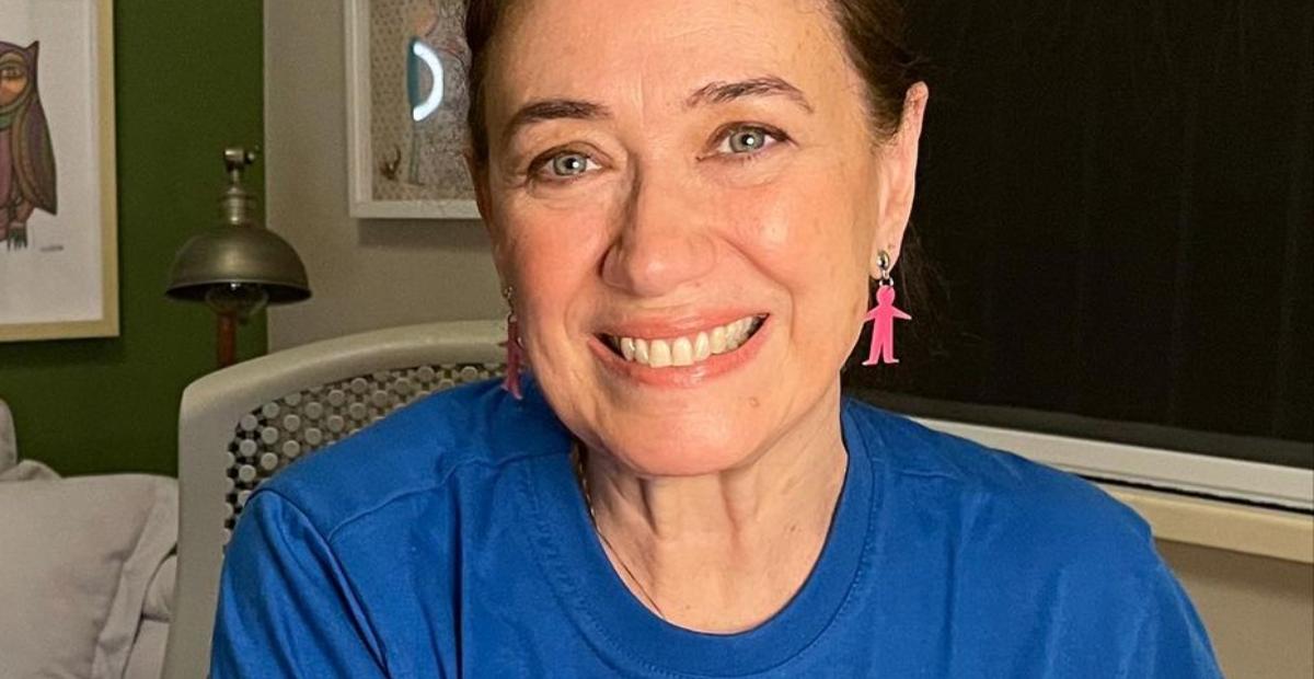 Curtindo dia de folga, Lilia Cabral aproveita hotel com vista para o litoral: ”Harmonia e amor”