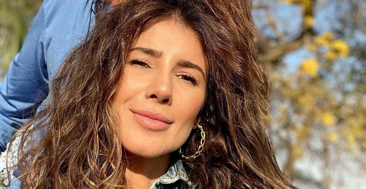 Paula Fernandes faz declaração para a mãe: ”Que sorte a minha ter a sua mão para segurar!”