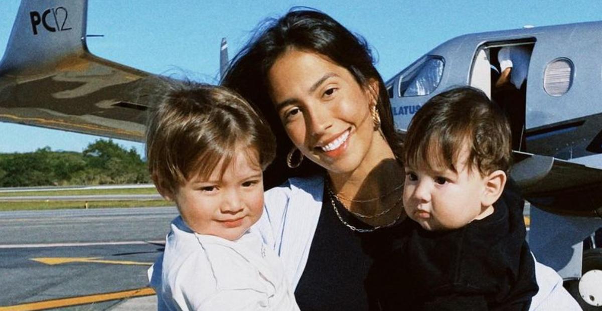 Gabi Brandt compartilha foto fofa com os filhos e encanta a web: ”Como são lindos”