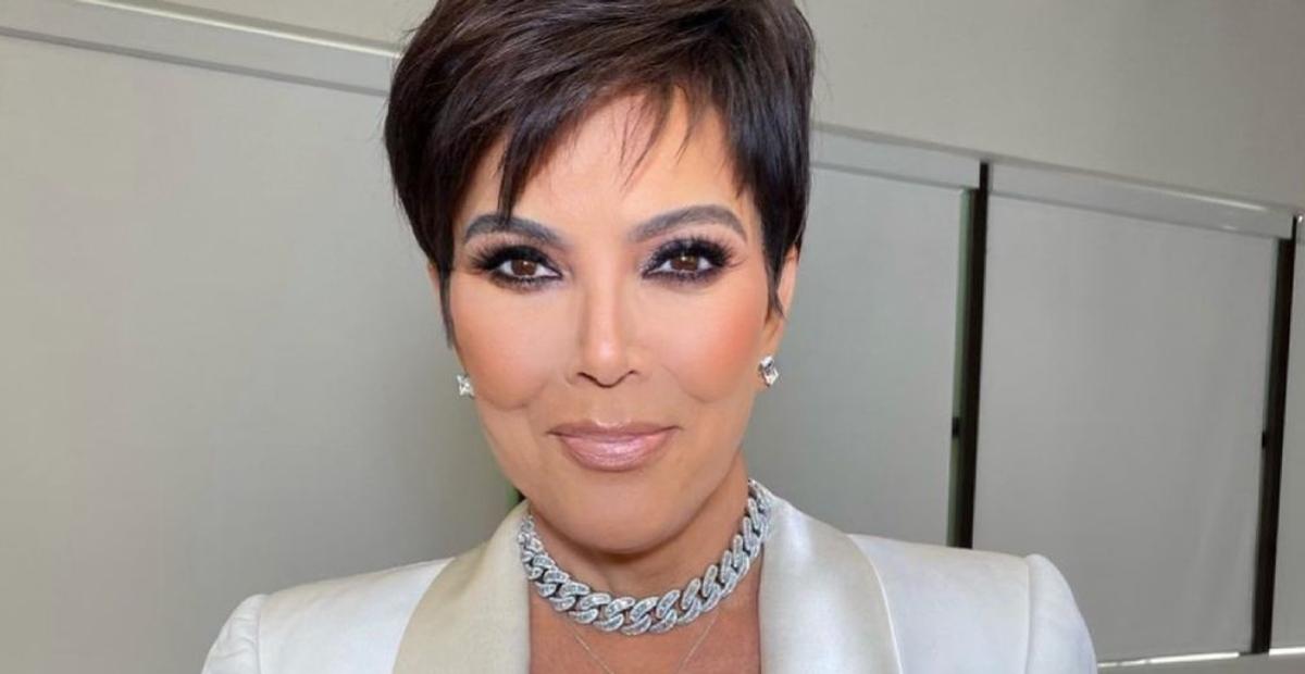 Elegância e transparência! Os looks de Kris Jenner para o desfile da Dolce & Gabbana em Veneza