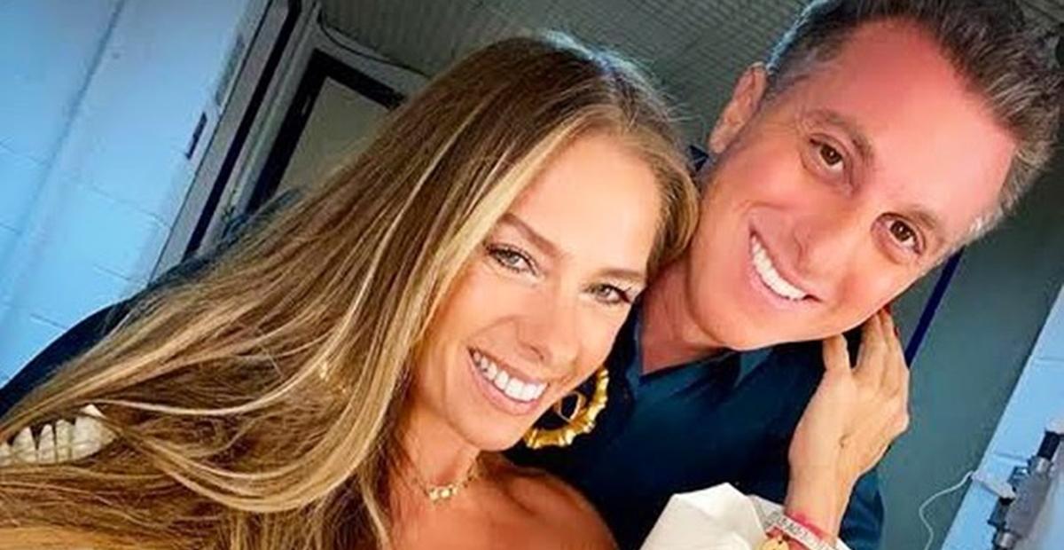 Adriane Galisteu homenageia Luciano Huck no dia do aniversário: ”Toda felicidade do mundo!”