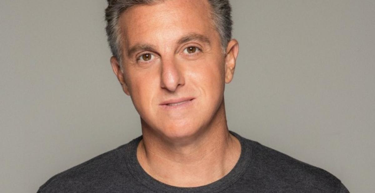 Luciano Huck fala sobre a sua estreia no Domingão: ”Frio na barriga”