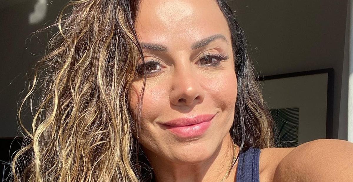 Viviane Araújo conquista 11 milhões de seguidores e anuncia novidade: ”Que felicidade!”