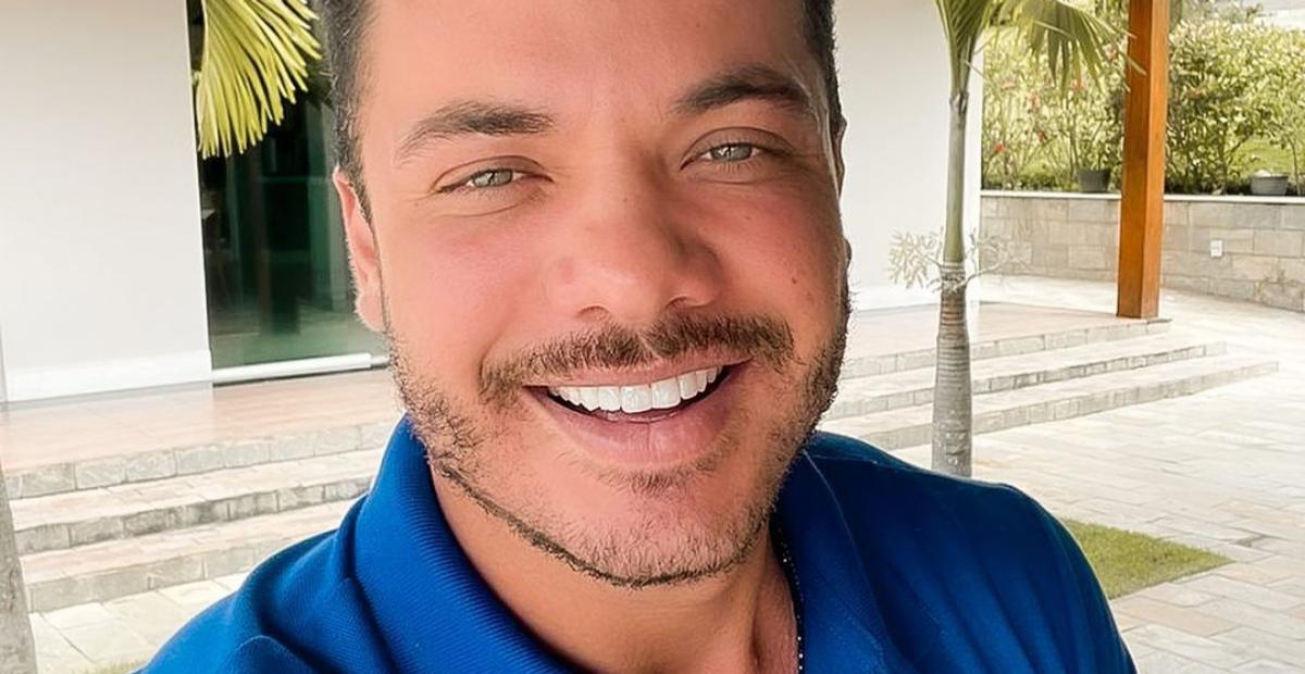 Wesley Safadão aproveita passeio de barco em família e se declara: ”Minha maior riqueza”