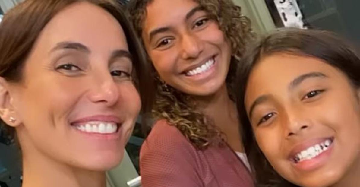 Tania Khalill se diverte ao lado das filhas, Isabella e Laura: ”Que lindas”