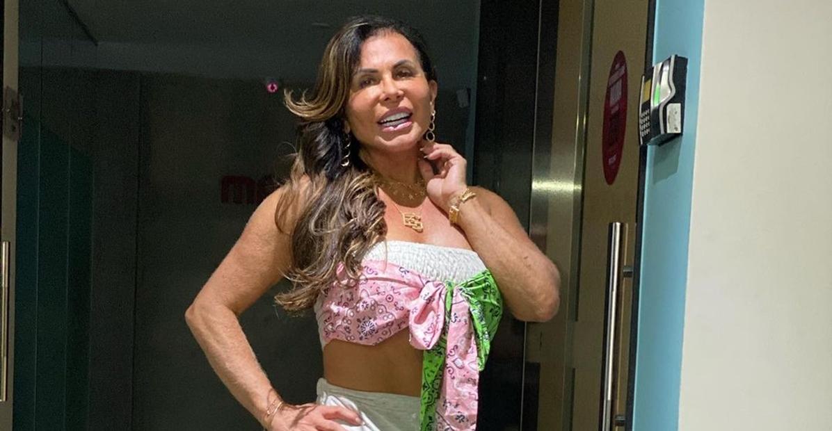 Em clima de TBT, Gretchen relembra clique aos 18 anos e agita web: ”Maravilhosa desde sempre!”