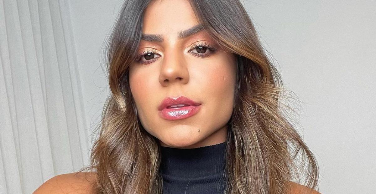 Em Goiás, Hariany Almeida surge de top rendado branco e ganha elogios: ”Gata”