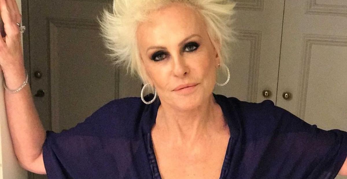 Fã tatua rosto de Ana Maria Braga e apresentadora se emociona: ”Grande homenagem”