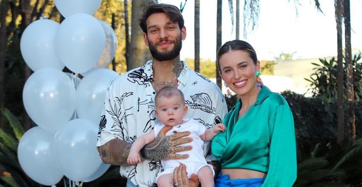 Lucas Lucco brinca sobre o filho ser parecido com Lorena Carvalho até de costas