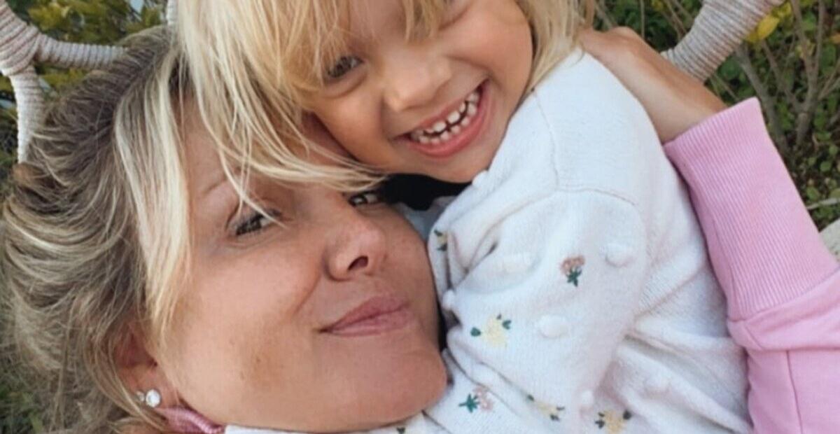 Eliana mostra detalhes de festa luxuosa que fez para a filha em sua mansão