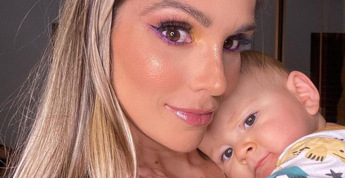 Flávia Viana vive momento divertido com o filho, Gabriel: ”Neném mais príncipe”