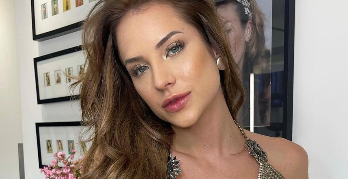 De biquíni, Gabi Martins exibe shape sarado durante viagem pelas Maldivas e ganha elogios