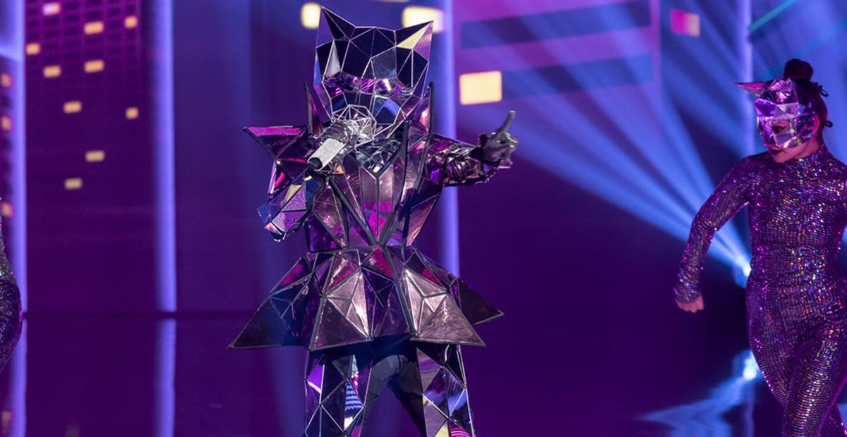 Cantora se pronuncia após ser apontada como a Gata Espelhada do ‘The Masked Singer’