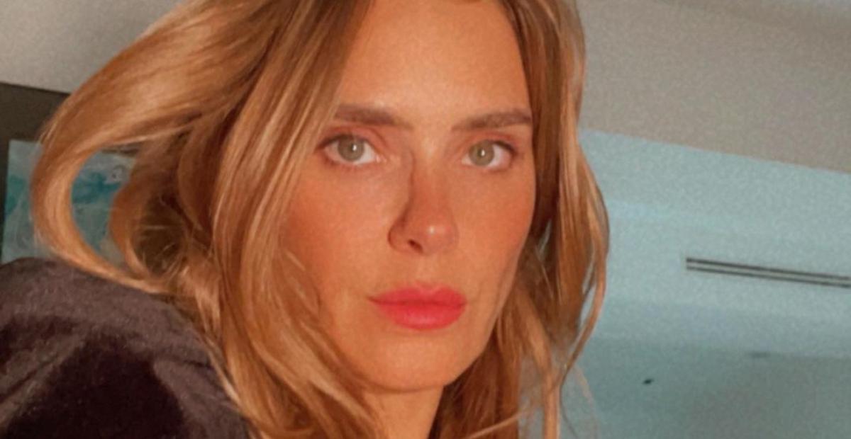 Carolina Dieckmann celebra seu aniversário na web: ”Acordei com 43”