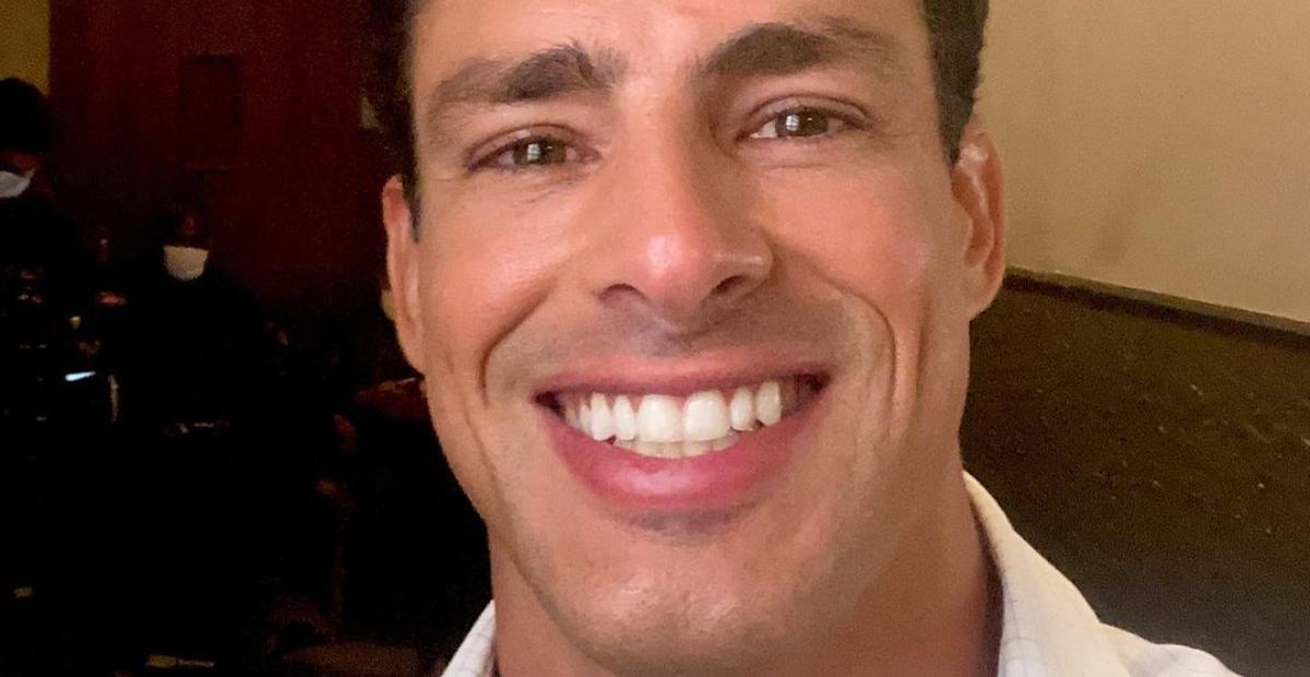 Cauã Reymond exibe registro da adolescência e chama atenção da web: ”Sempre foi lindo!”